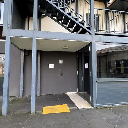 Large & Comfortable In Ilidza Apartman