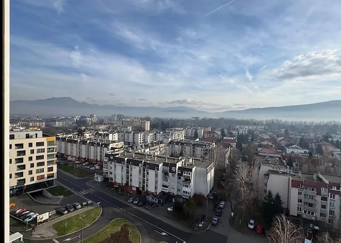 Apartman Large & Comfortable In Ilidza