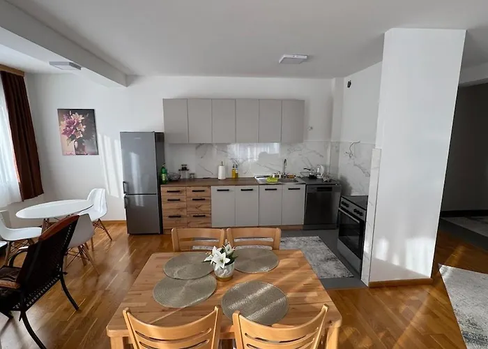 Large & Comfortable In Ilidza * סראייבו