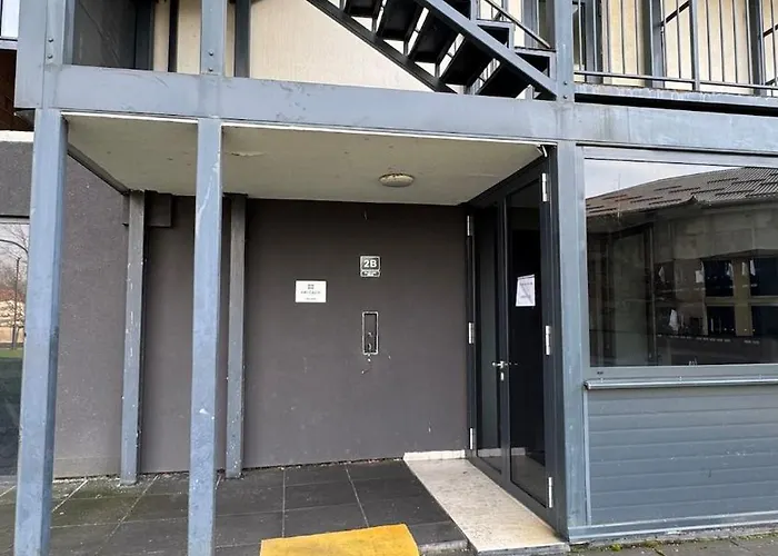 Large & Comfortable In Ilidza Apartman