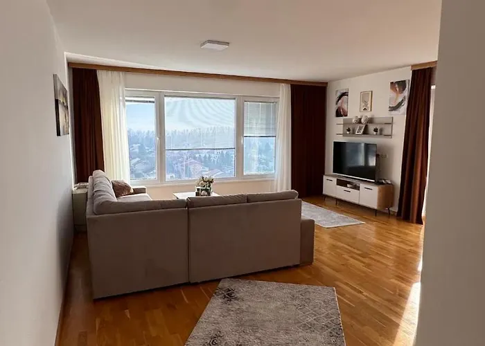 Large & Comfortable In Ilidza סראייבו