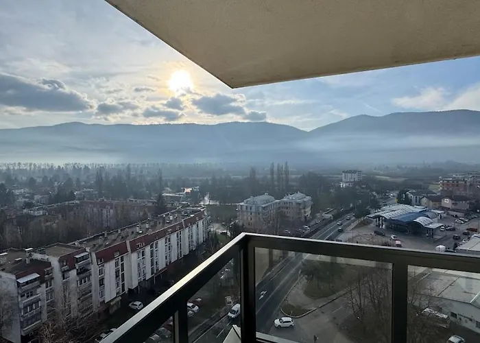 Large & Comfortable In Ilidza דירה סראייבו